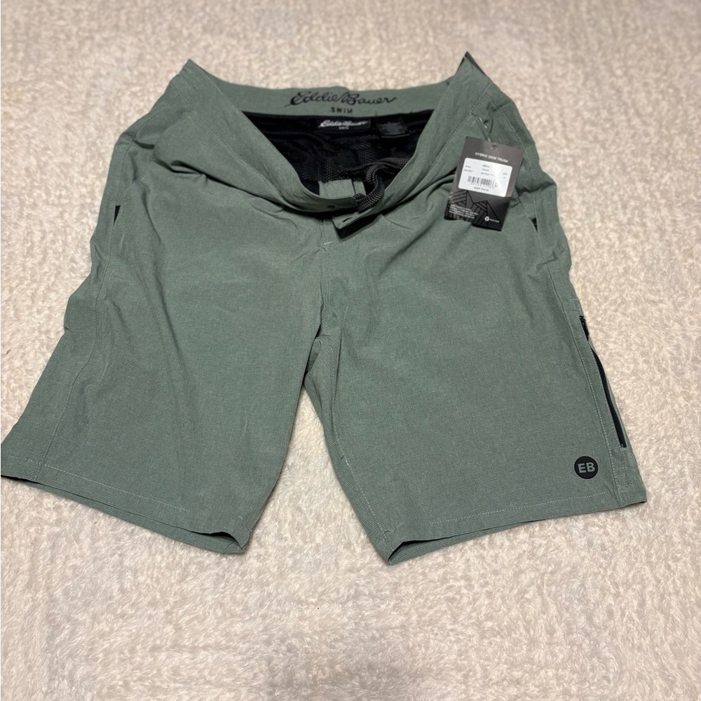 Eddie Bauer Men's Sage Athletic Shorts